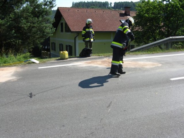 Verkehrsunfall B54 Höhe Schattauberg