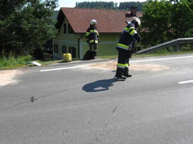 Verkehrsunfall B54 Höhe Schattauberg